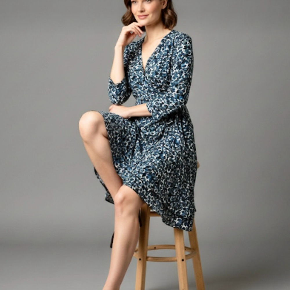 Suzanne Betro Blue Floral Ruched High Low V-Neck Dress M Garden Party